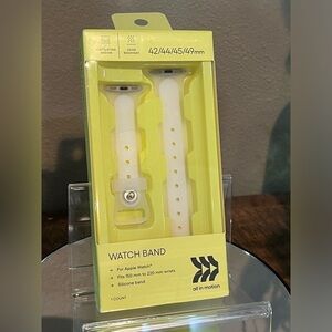 All in Motion Watch Band for Apple Watch, new!